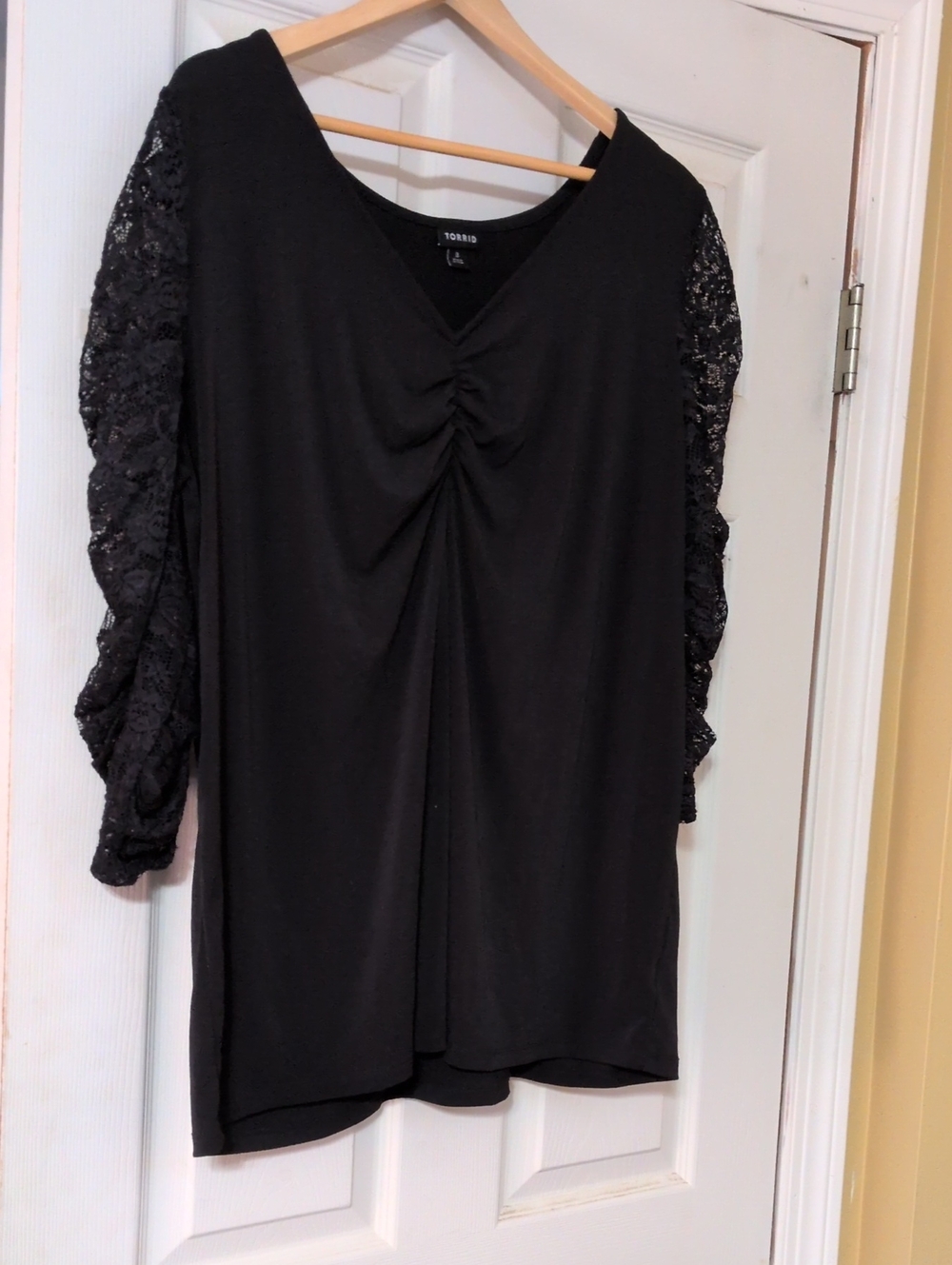 torrid Black V-Neck Lace Sleeve Tunic